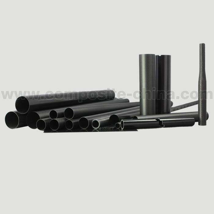 CARBON FIBER VS. TUBING FIBERGLASS: CÉARD IS NÍOS FEARR?