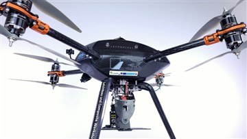 Forbraíonn an Ostair Drone Grianghrafadóireacht Snáithín Carbóin